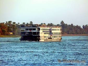 Plavba proti proudu Nilu