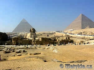 Pyramidy a Sfinga v Gíze