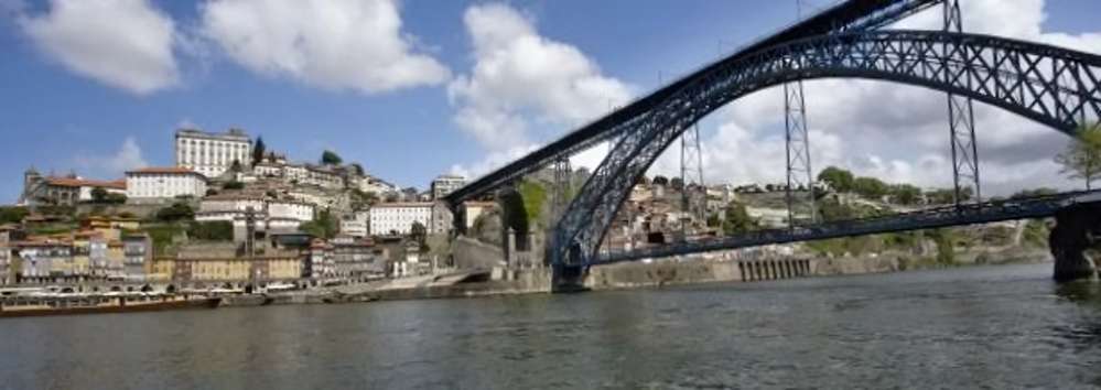 most v Portu