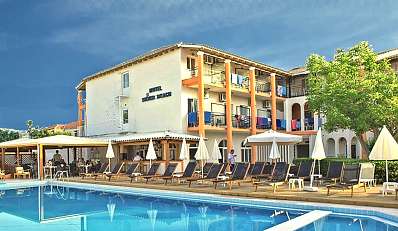 Hotel Silver Beach**